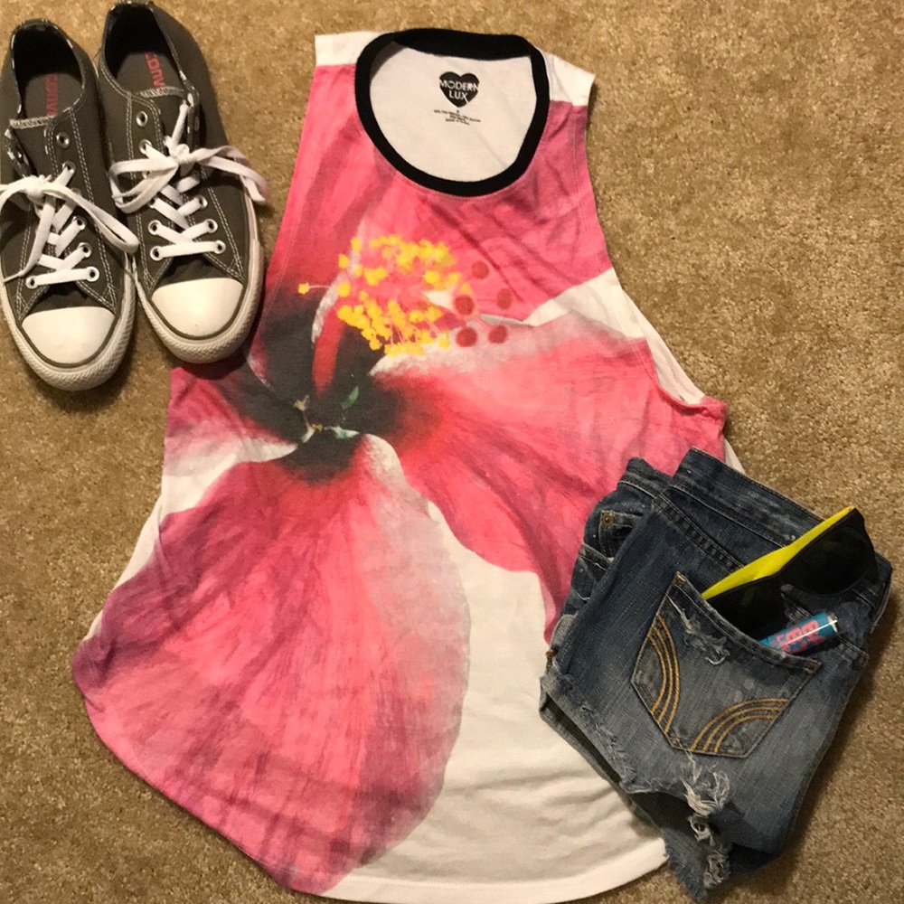 Floral muscle tank